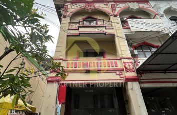 Ruko 3 lantai dijual