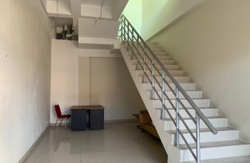 Ruko 2 lantai belakang Hotel Aston Solo