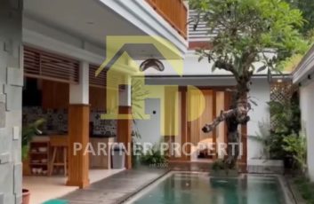 Marades Tropical Villa Jogja dijual
